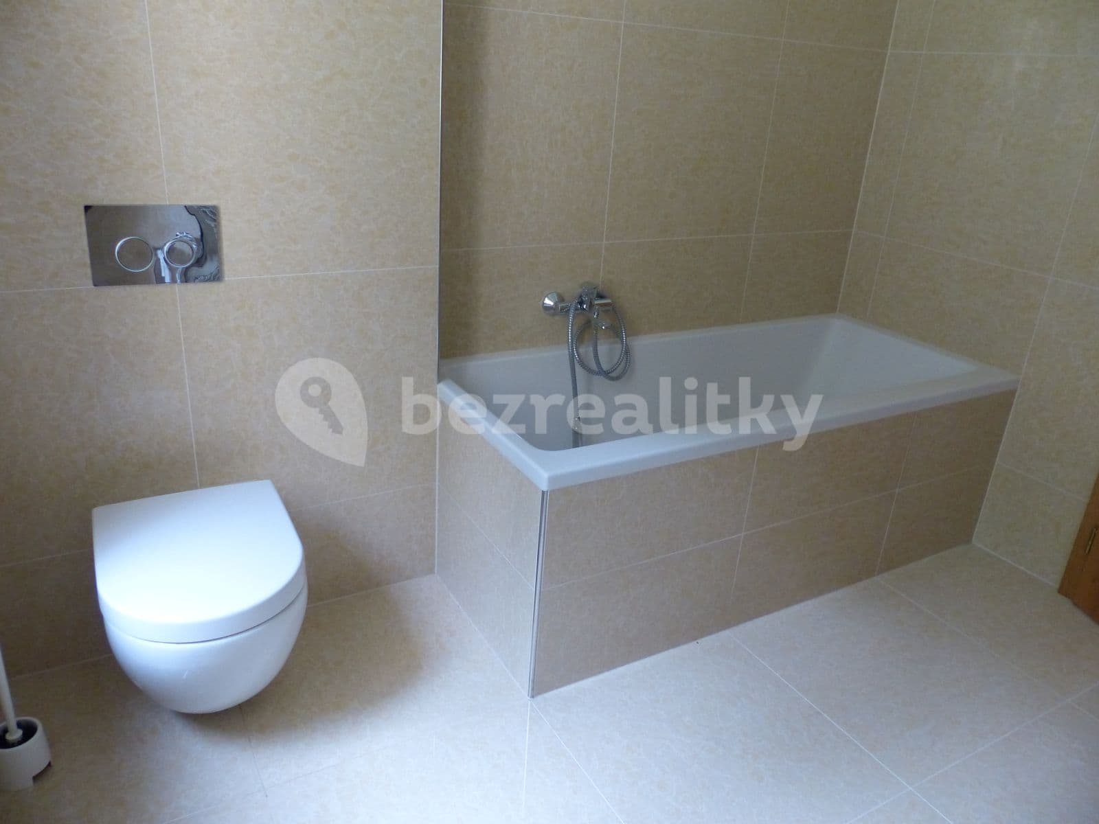 Prenájom bytu 2-izbový 75 m², Ondřejská, Karlovy Vary, Karlovarský kraj Prenájom bytu 2-izbový 75 m², Ondřejská, Karlovy Vary, Karlovarský kraj