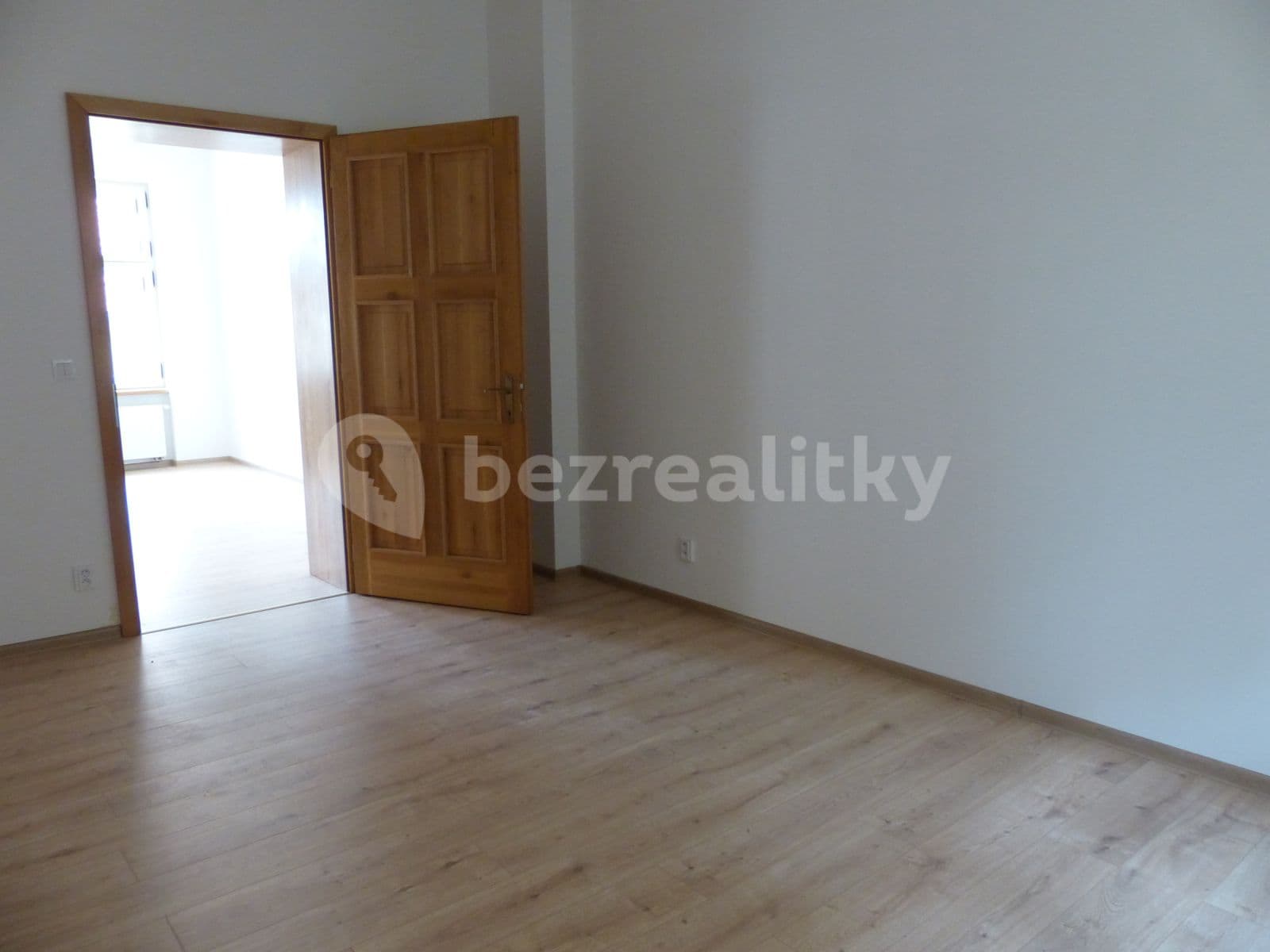 Prenájom bytu 2-izbový 75 m², Ondřejská, Karlovy Vary, Karlovarský kraj Prenájom bytu 2-izbový 75 m², Ondřejská, Karlovy Vary, Karlovarský kraj