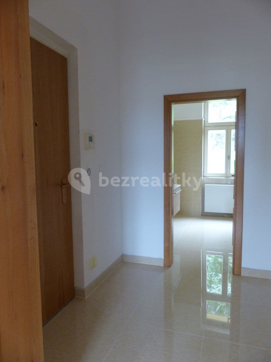 Prenájom bytu 2-izbový 75 m², Ondřejská, Karlovy Vary, Karlovarský kraj Prenájom bytu 2-izbový 75 m², Ondřejská, Karlovy Vary, Karlovarský kraj