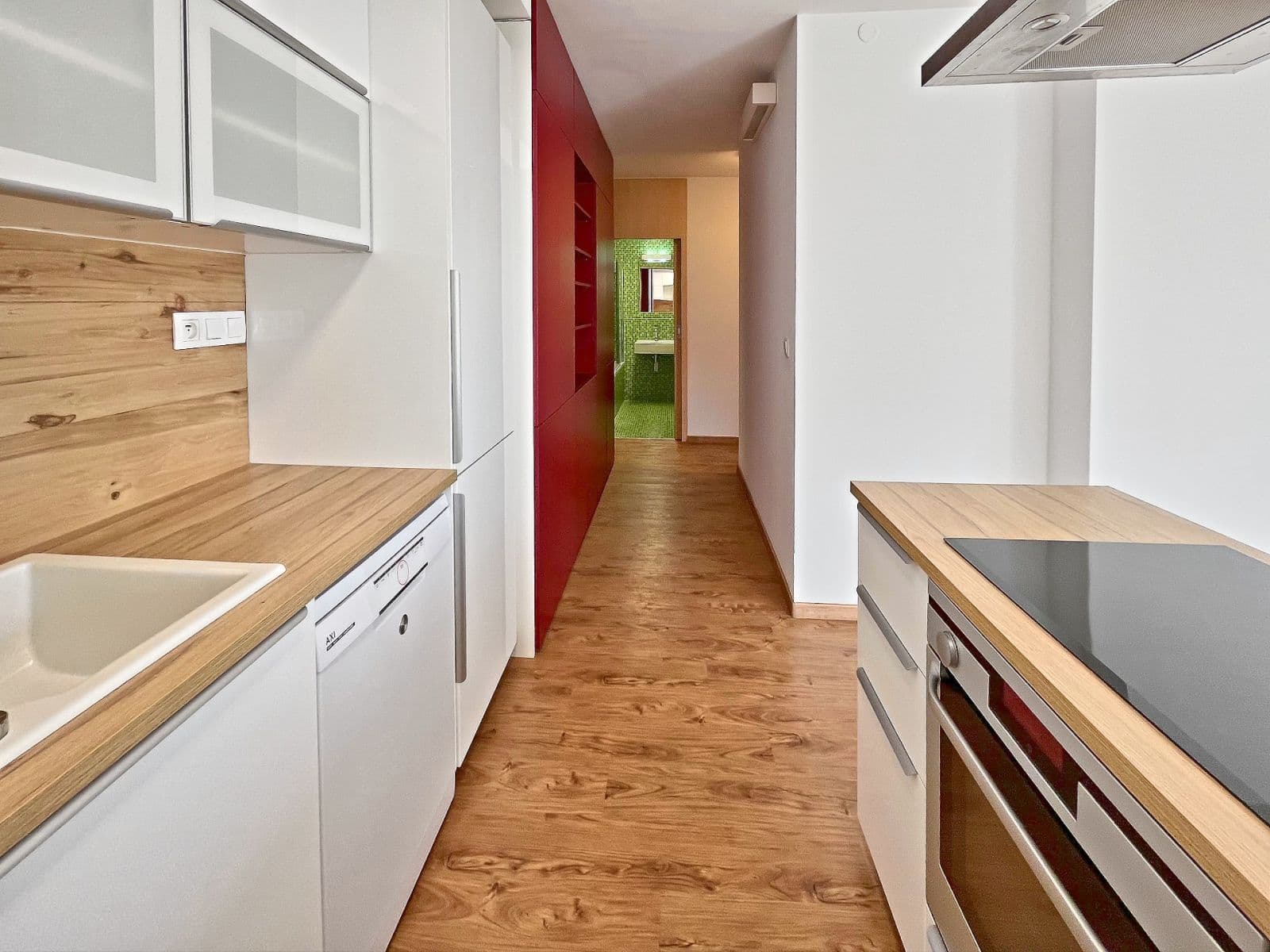 Prenájom bytu 3-izbový 64 m², Jurkovičova, Praha, Praha Prenájom bytu 3-izbový 64 m², Jurkovičova, Praha, Praha