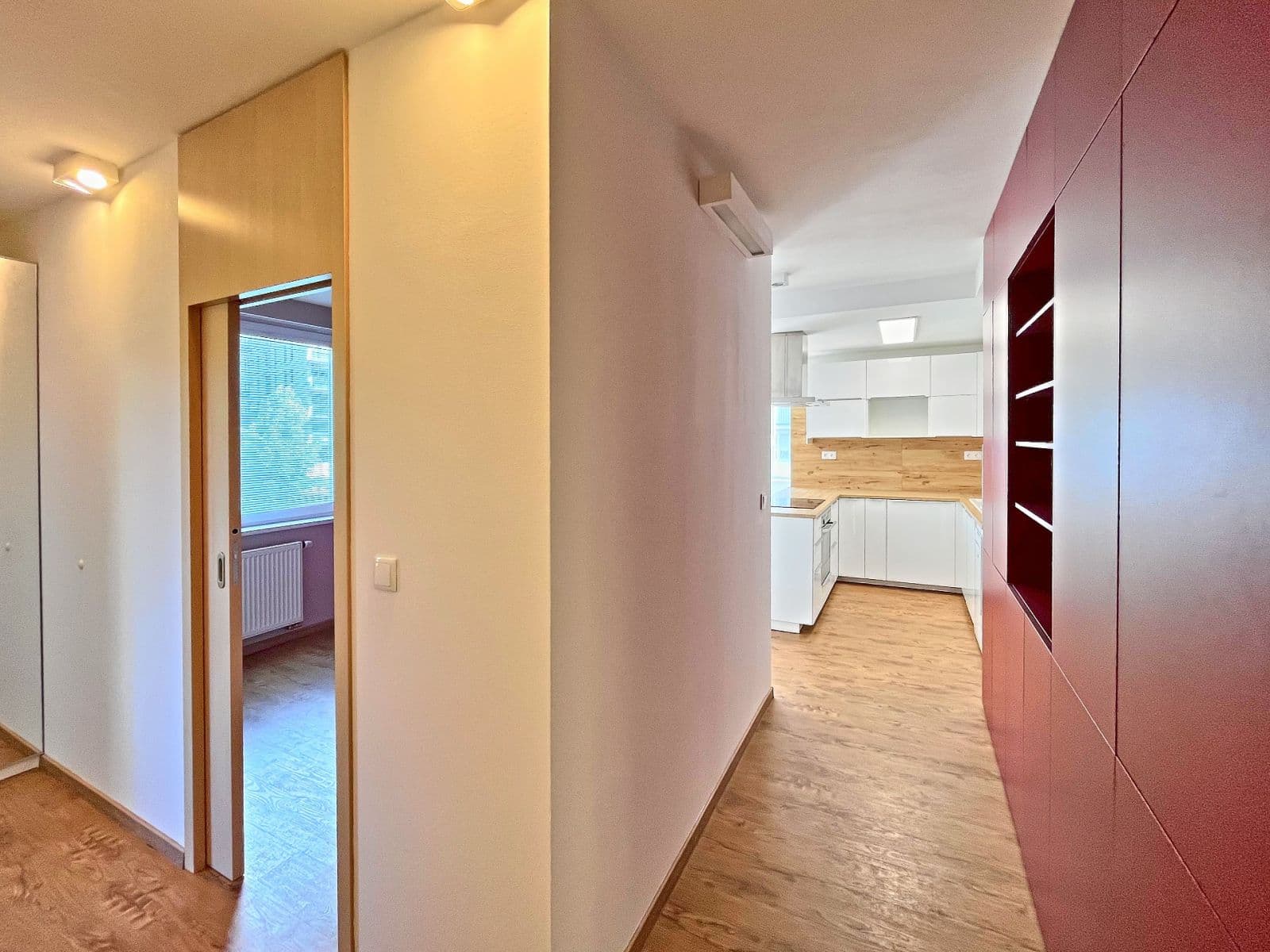 Prenájom bytu 3-izbový 64 m², Jurkovičova, Praha, Praha Prenájom bytu 3-izbový 64 m², Jurkovičova, Praha, Praha