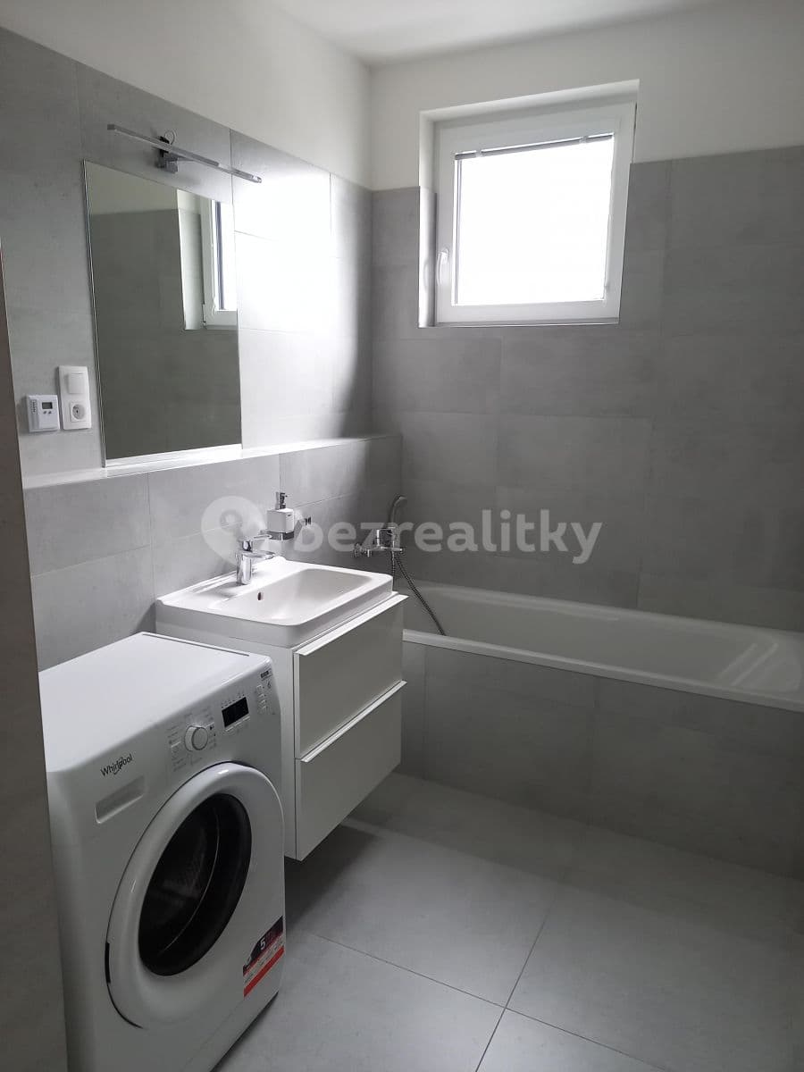 Prenájom bytu 3-izbový 76 m², Šífařská, Praha, Praha Prenájom bytu 3-izbový 76 m², Šífařská, Praha, Praha