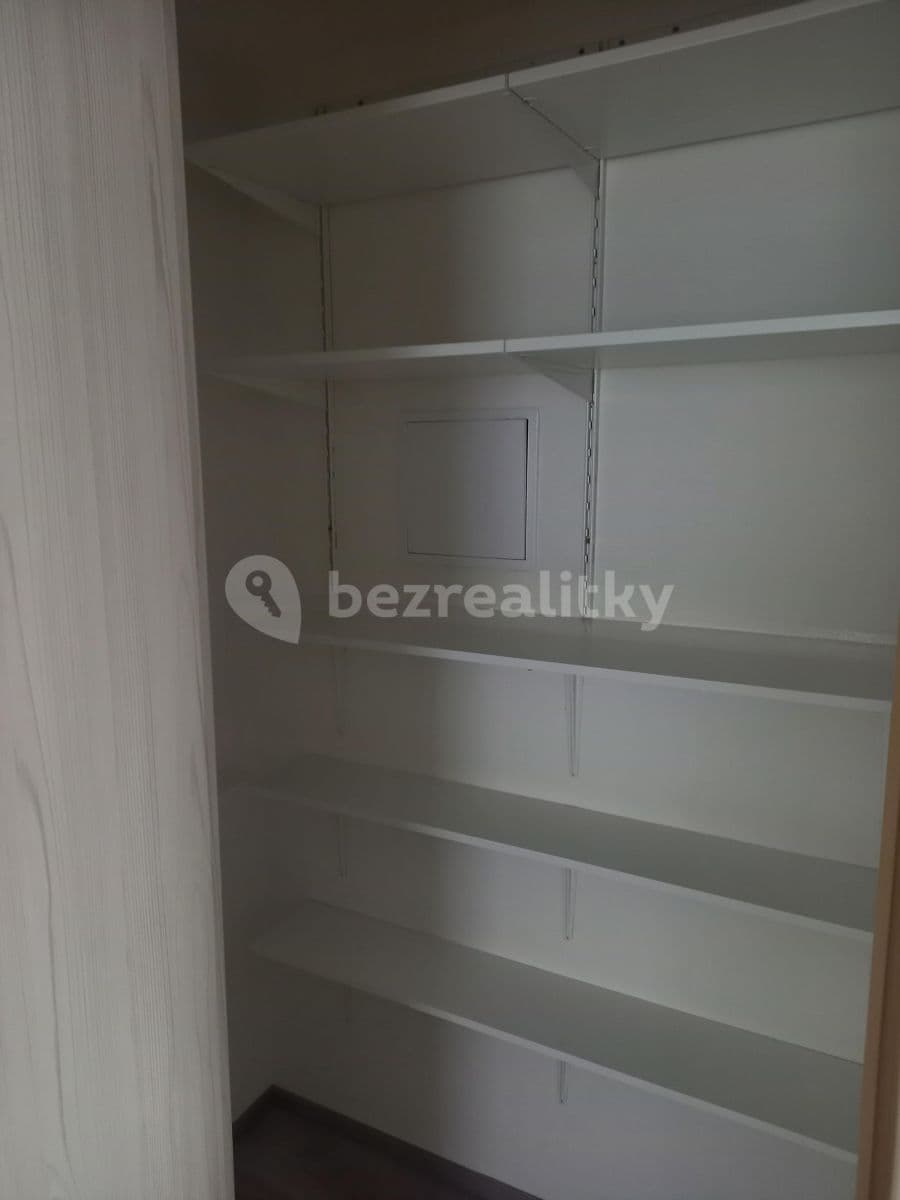 Prenájom bytu 3-izbový 76 m², Šífařská, Praha, Praha Prenájom bytu 3-izbový 76 m², Šífařská, Praha, Praha