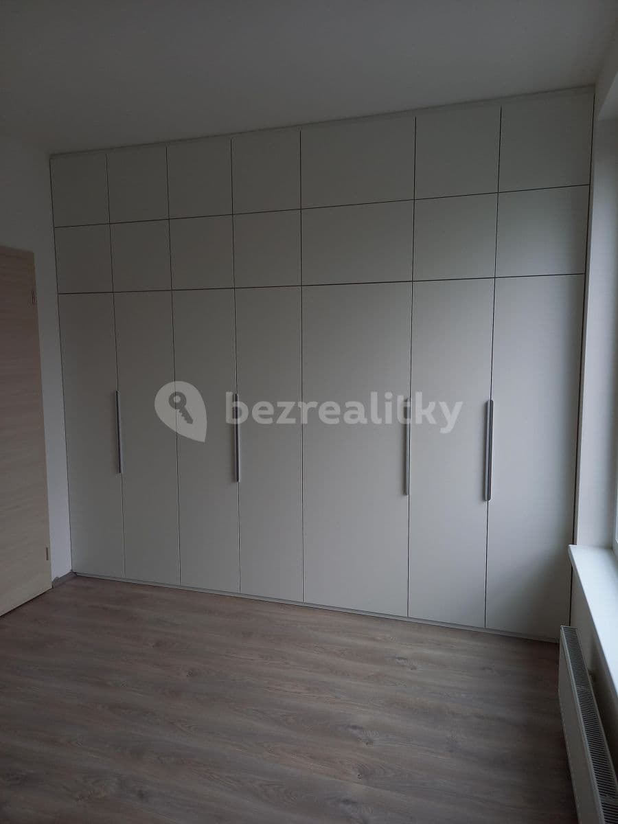 Prenájom bytu 3-izbový 76 m², Šífařská, Praha, Praha Prenájom bytu 3-izbový 76 m², Šífařská, Praha, Praha