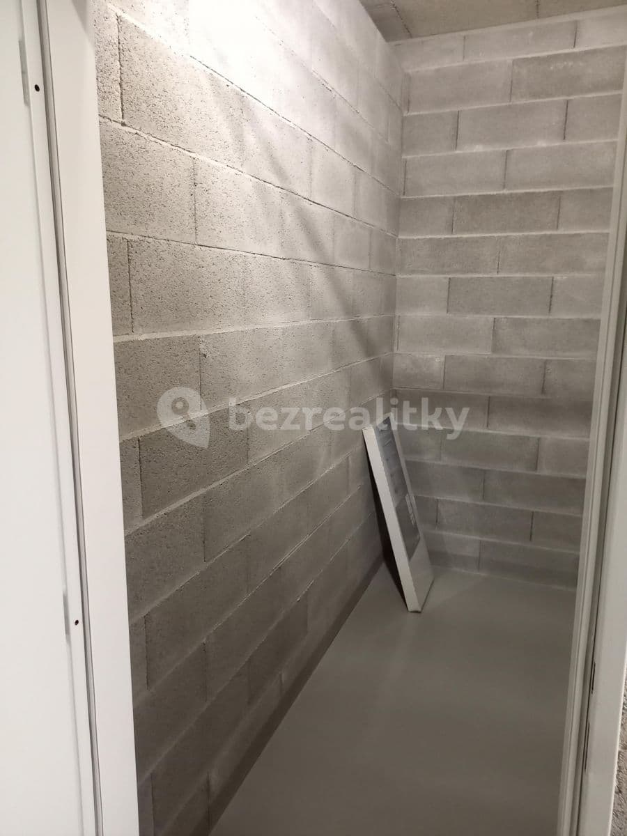 Prenájom bytu 3-izbový 76 m², Šífařská, Praha, Praha Prenájom bytu 3-izbový 76 m², Šífařská, Praha, Praha