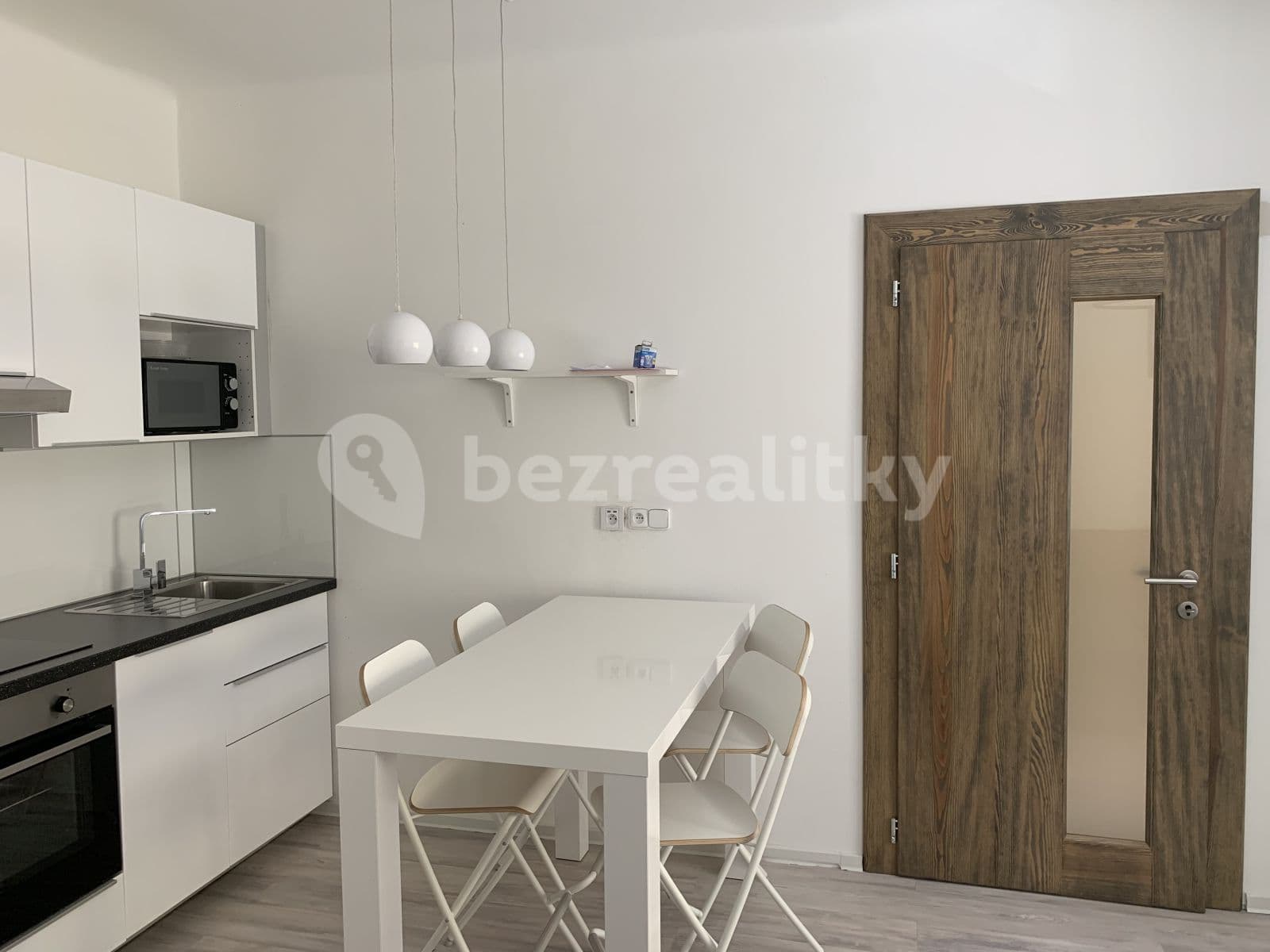 Prenájom bytu 2-izbový 49 m², Bořivojova, Praha, Praha Prenájom bytu 2-izbový 49 m², Bořivojova, Praha, Praha