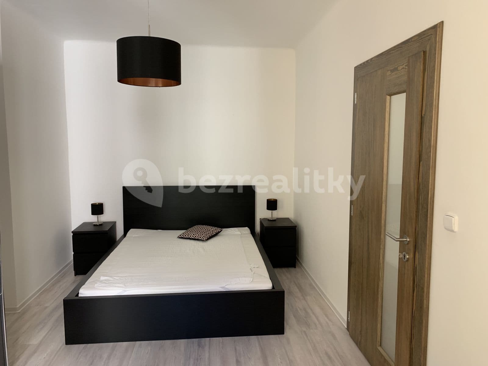 Prenájom bytu 2-izbový 49 m², Bořivojova, Praha, Praha Prenájom bytu 2-izbový 49 m², Bořivojova, Praha, Praha