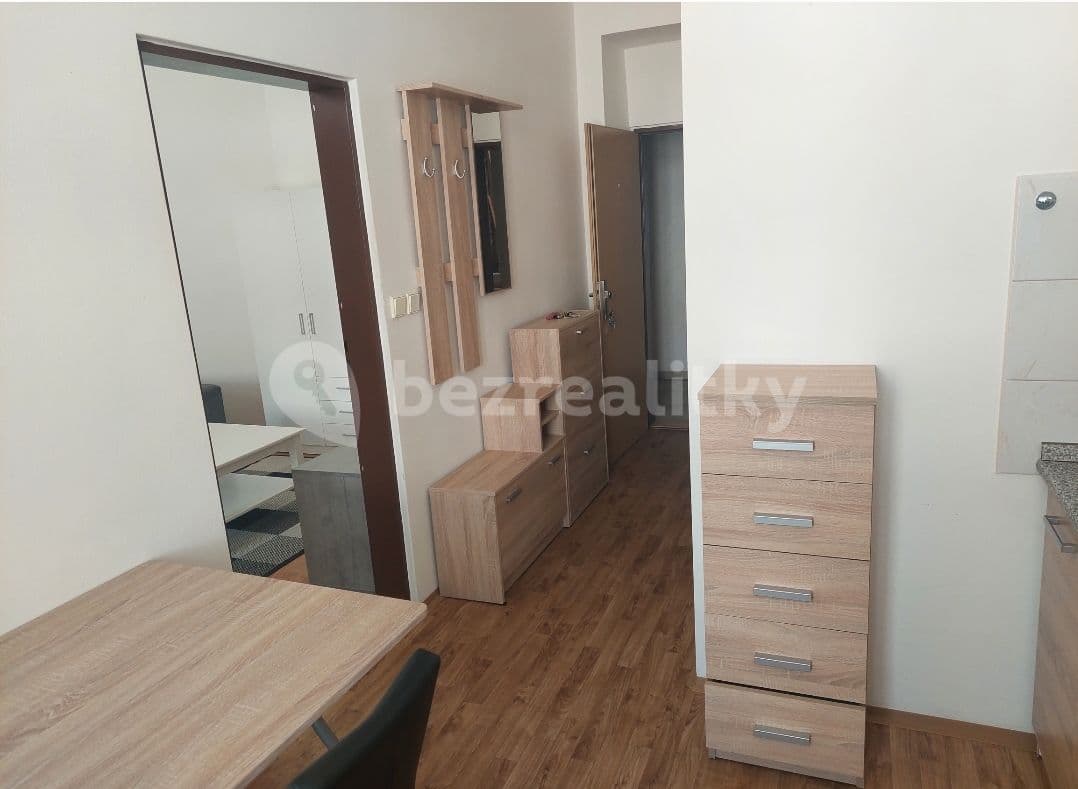 Prenájom bytu 1-izbový 34 m², Vacínova, Praha, Praha Prenájom bytu 1-izbový 34 m², Vacínova, Praha, Praha