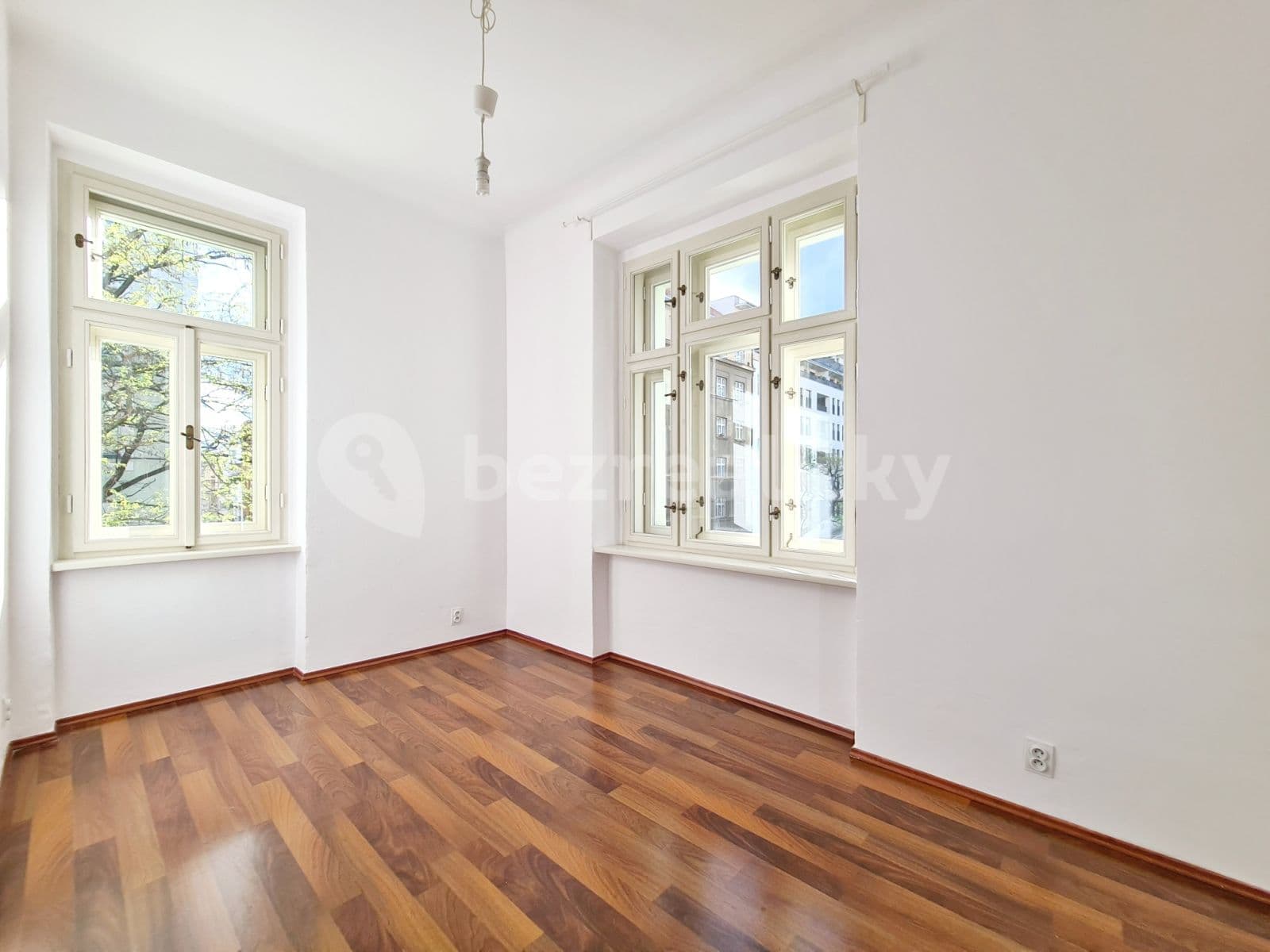 Prenájom bytu 3-izbový 53 m², Hartigova, Praha, Praha Prenájom bytu 3-izbový 53 m², Hartigova, Praha, Praha