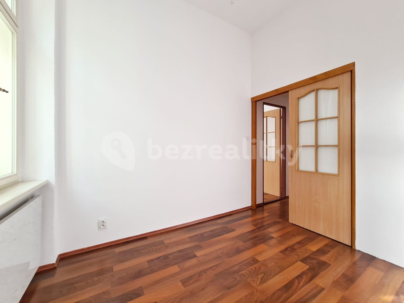 Prenájom bytu 3-izbový 53 m², Hartigova, Praha, Praha Prenájom bytu 3-izbový 53 m², Hartigova, Praha, Praha