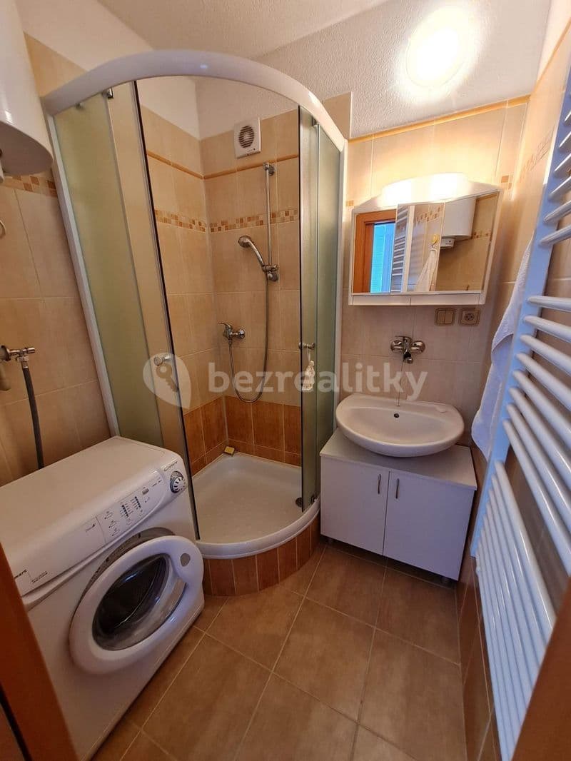 Prenájom bytu 3-izbový 72 m², Jeseník, Olomoucký kraj Prenájom bytu 3-izbový 72 m², Jeseník, Olomoucký kraj