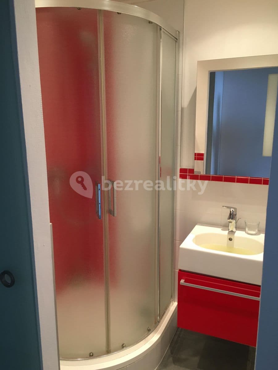 Prenájom bytu 3-izbový 78 m², náměstí Sítná, Kladno, Středočeský kraj Prenájom bytu 3-izbový 78 m², náměstí Sítná, Kladno, Středočeský kraj