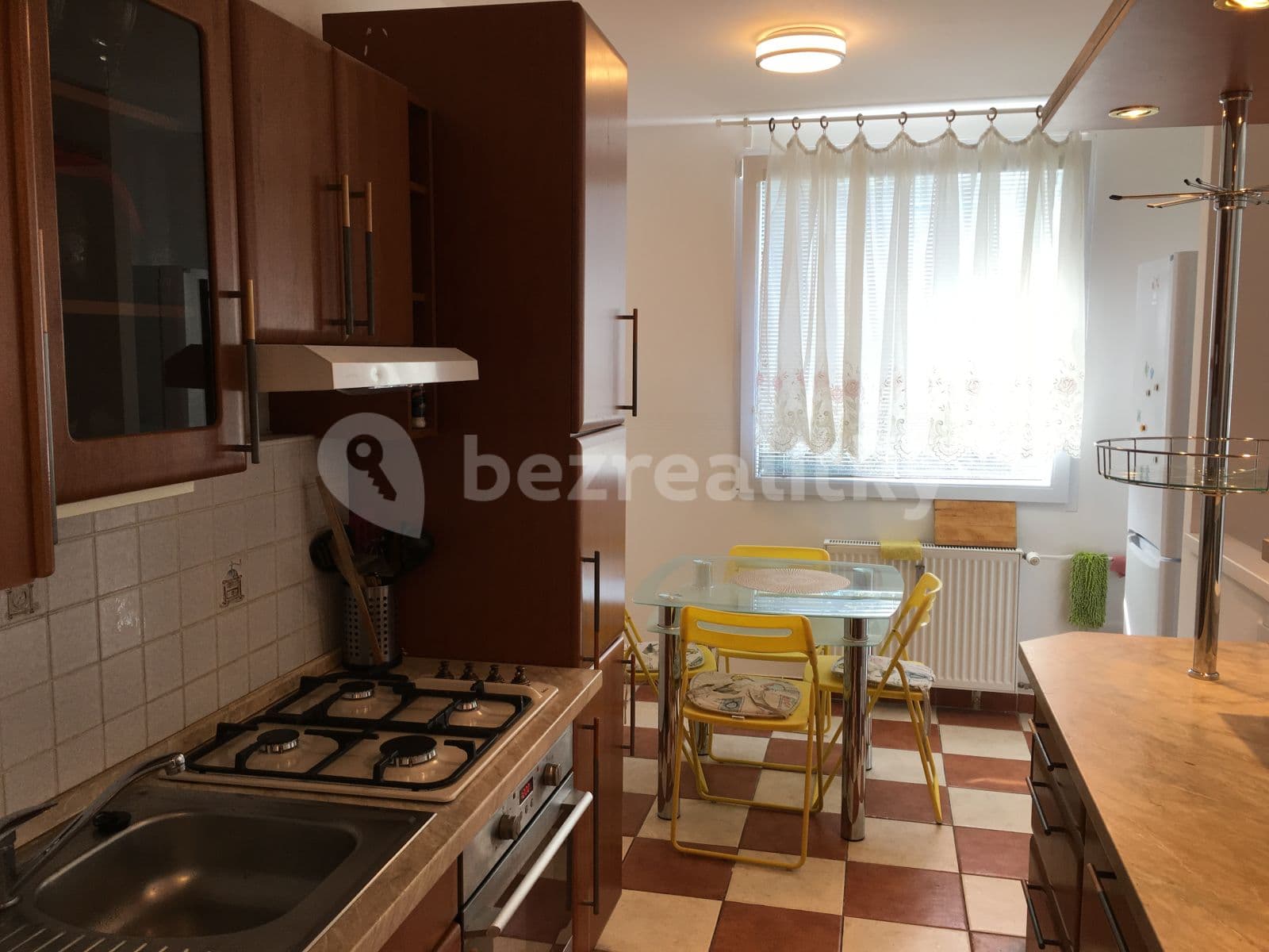 Prenájom bytu 3-izbový 78 m², náměstí Sítná, Kladno, Středočeský kraj Prenájom bytu 3-izbový 78 m², náměstí Sítná, Kladno, Středočeský kraj