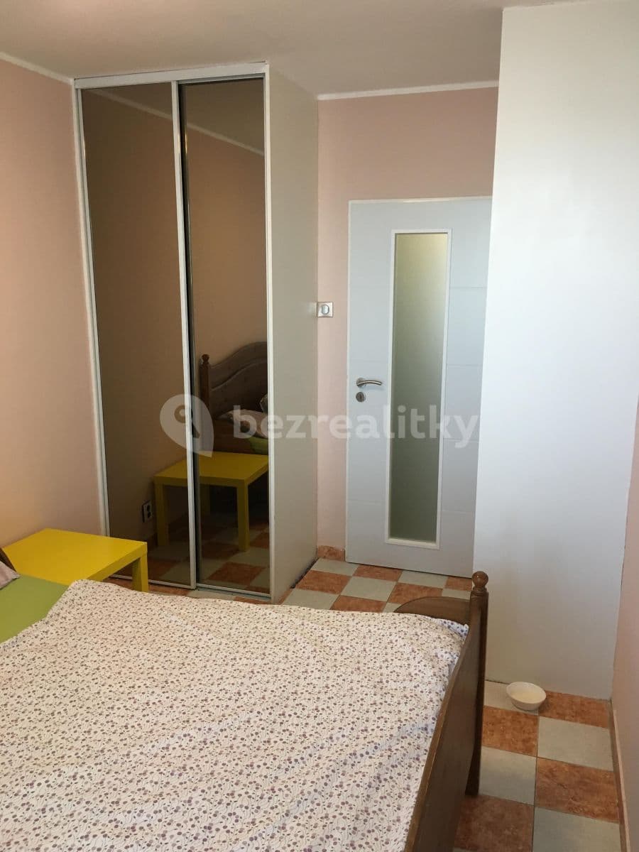 Prenájom bytu 3-izbový 78 m², náměstí Sítná, Kladno, Středočeský kraj Prenájom bytu 3-izbový 78 m², náměstí Sítná, Kladno, Středočeský kraj