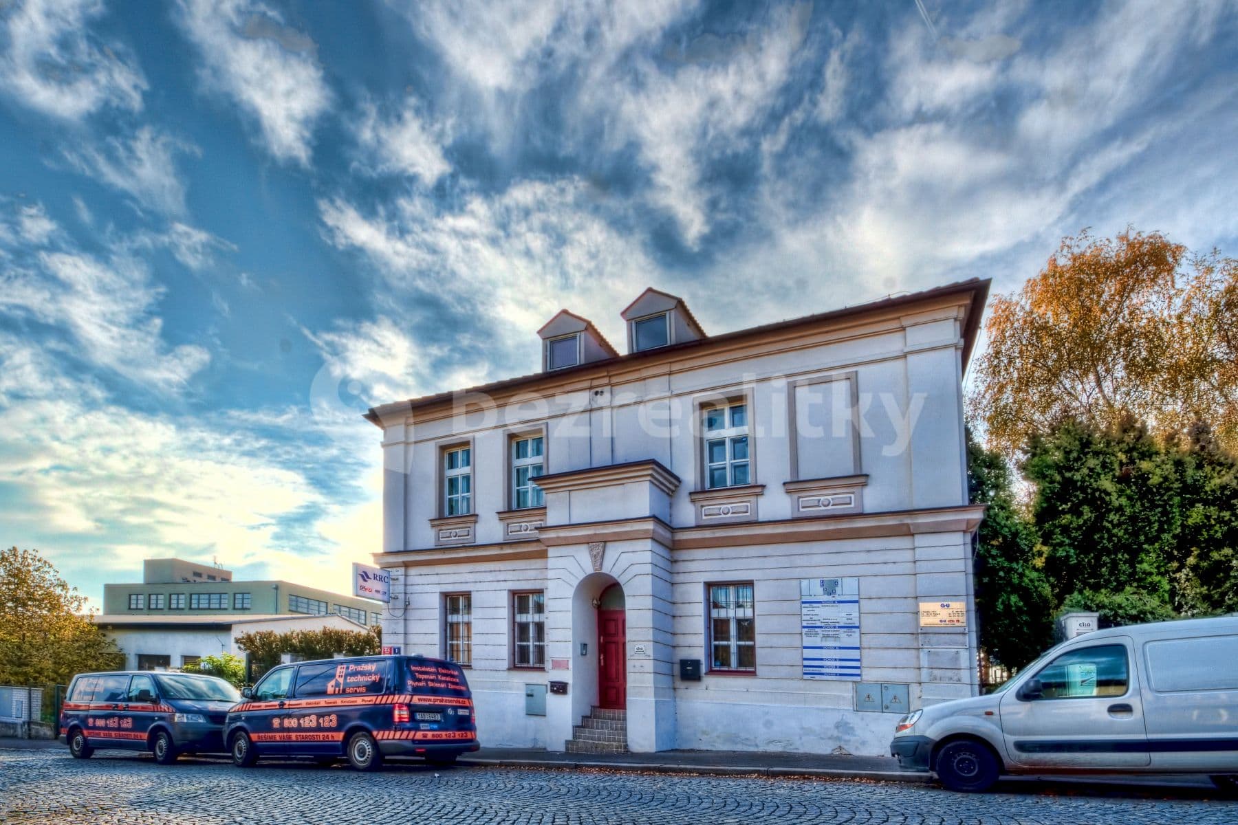 Prenájom kancelárie 180 m², U Pekařky, Praha, Praha Prenájom kancelárie 180 m², U Pekařky, Praha, Praha