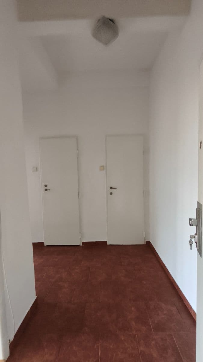Prenájom bytu 1-izbový 45 m², Na Kopečku, Praha, Praha Prenájom bytu 1-izbový 45 m², Na Kopečku, Praha, Praha