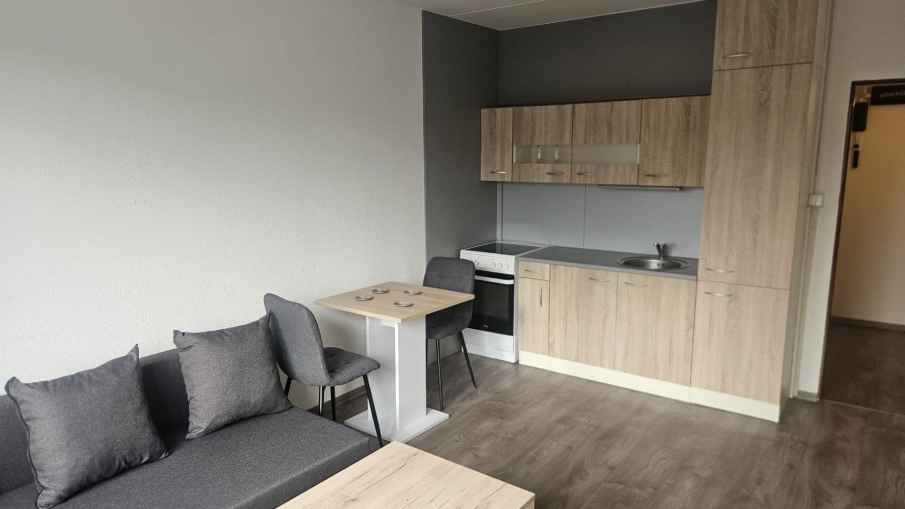 Prenájom bytu 1-izbový 44 m², Krašovská, Plzeň, Plzeňský kraj Prenájom bytu 1-izbový 44 m², Krašovská, Plzeň, Plzeňský kraj