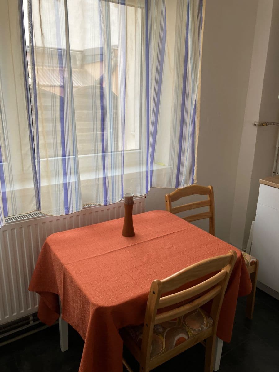 Prenájom bytu 2-izbový 45 m², Jamborova, Brno, Jihomoravský kraj Prenájom bytu 2-izbový 45 m², Jamborova, Brno, Jihomoravský kraj