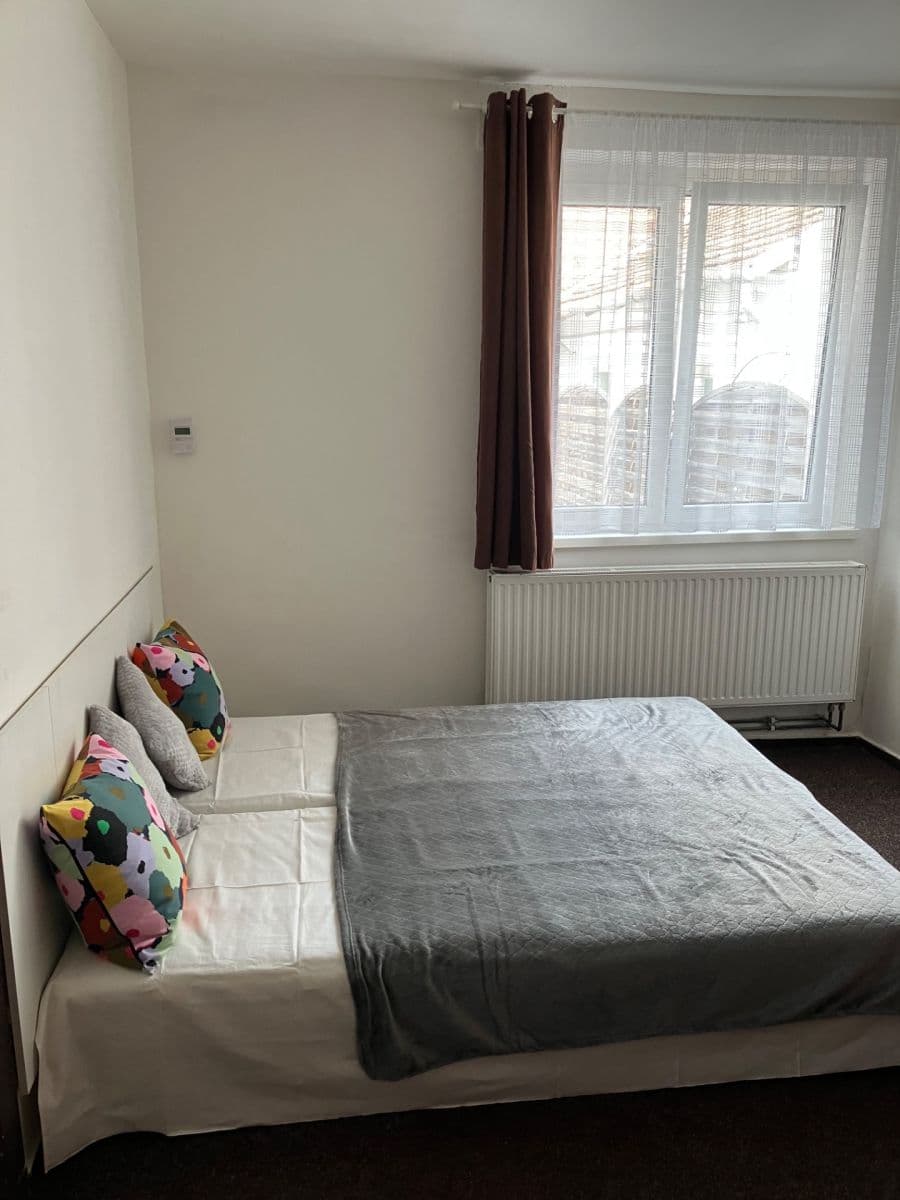 Prenájom bytu 2-izbový 45 m², Jamborova, Brno, Jihomoravský kraj Prenájom bytu 2-izbový 45 m², Jamborova, Brno, Jihomoravský kraj