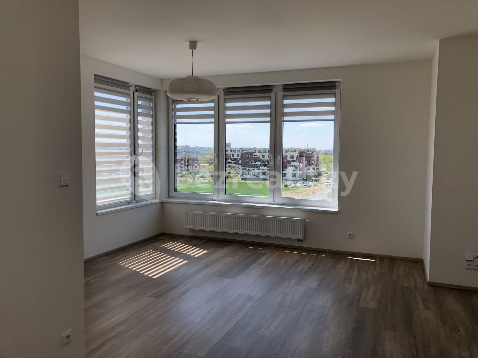 Prenájom bytu 1-izbový 54 m², Honzíkova, Praha, Praha Prenájom bytu 1-izbový 54 m², Honzíkova, Praha, Praha