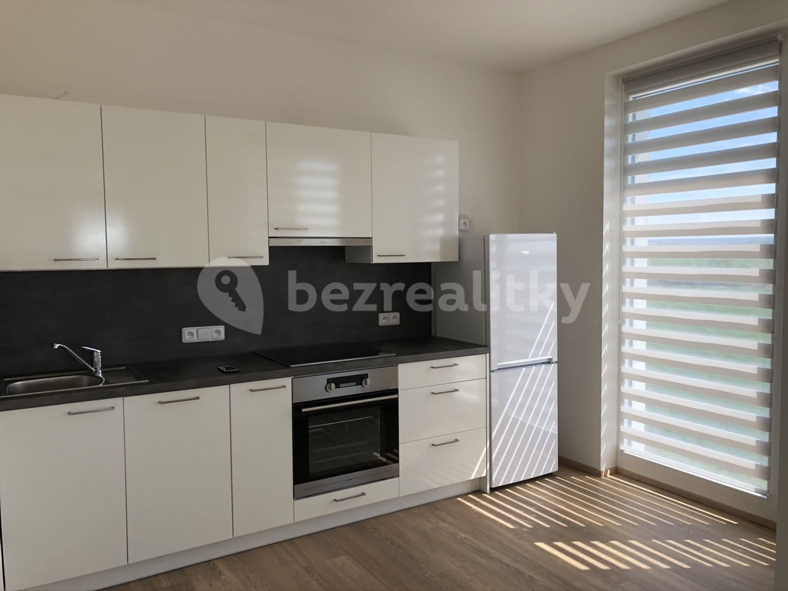 Prenájom bytu 1-izbový 54 m², Honzíkova, Praha, Praha Prenájom bytu 1-izbový 54 m², Honzíkova, Praha, Praha