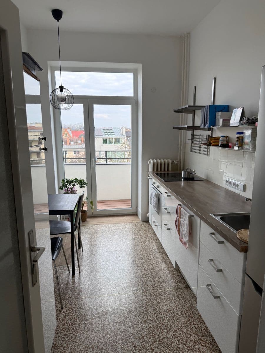 Prenájom bytu 2-izbový 65 m², Jana Uhra, Brno, Jihomoravský kraj Prenájom bytu 2-izbový 65 m², Jana Uhra, Brno, Jihomoravský kraj