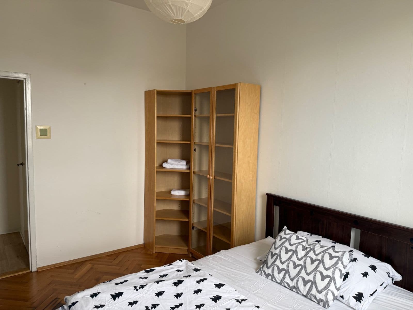 Prenájom bytu 2-izbový 65 m², Jana Uhra, Brno, Jihomoravský kraj Prenájom bytu 2-izbový 65 m², Jana Uhra, Brno, Jihomoravský kraj