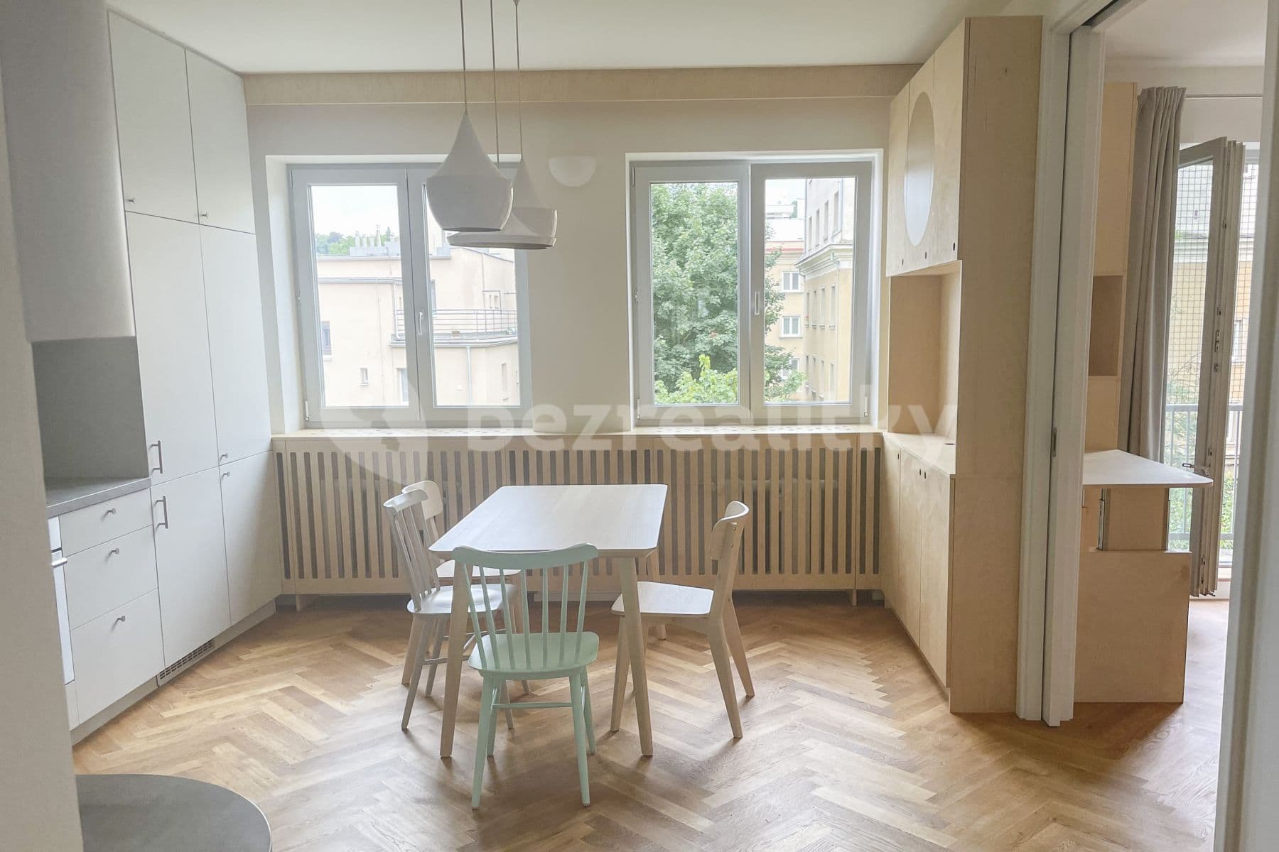 Prenájom bytu 2-izbový 70 m², Kladenská, Praha, Praha Prenájom bytu 2-izbový 70 m², Kladenská, Praha, Praha