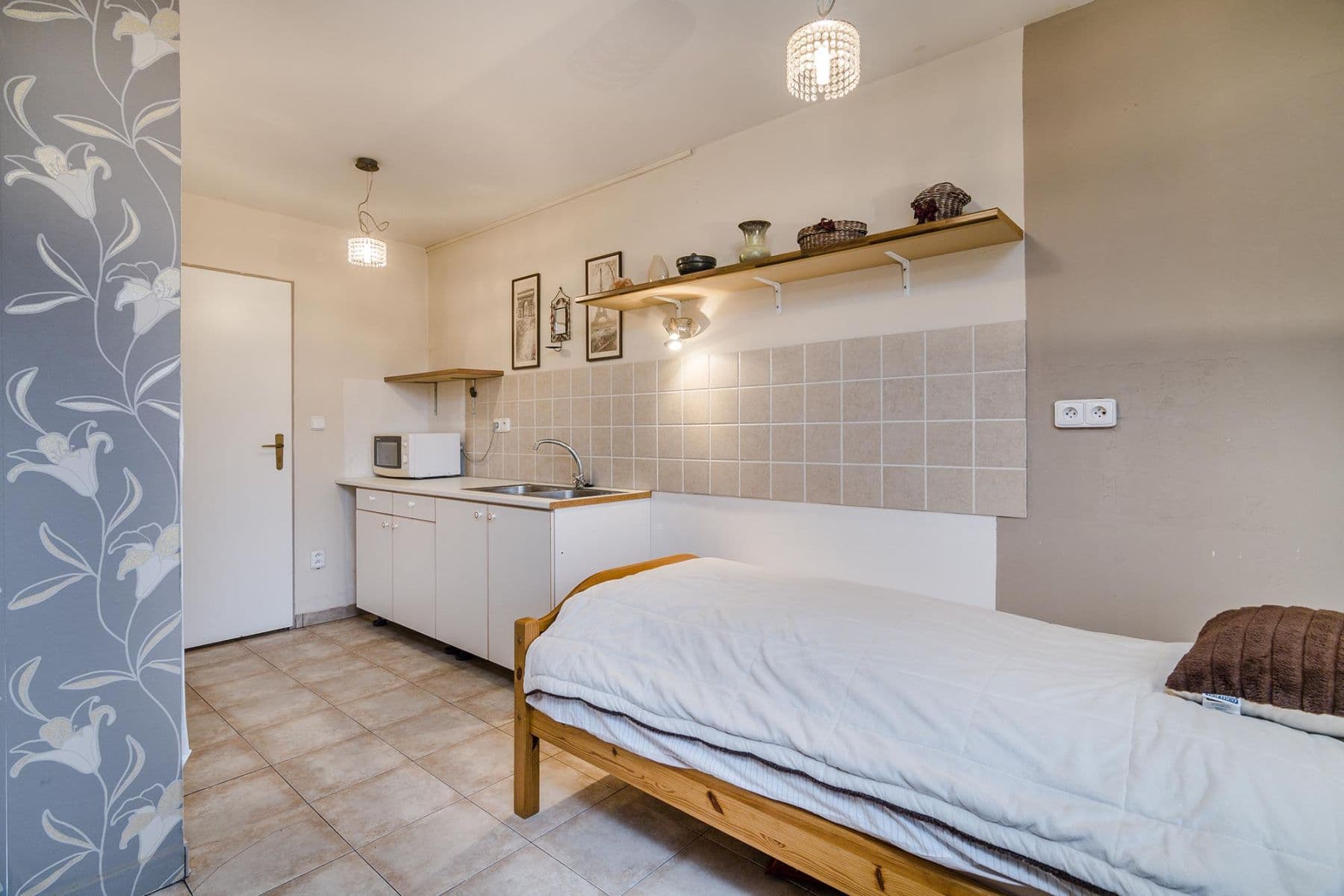 Prenájom bytu 2-izbový 48 m², Netluky, Praha, Praha Prenájom bytu 2-izbový 48 m², Netluky, Praha, Praha