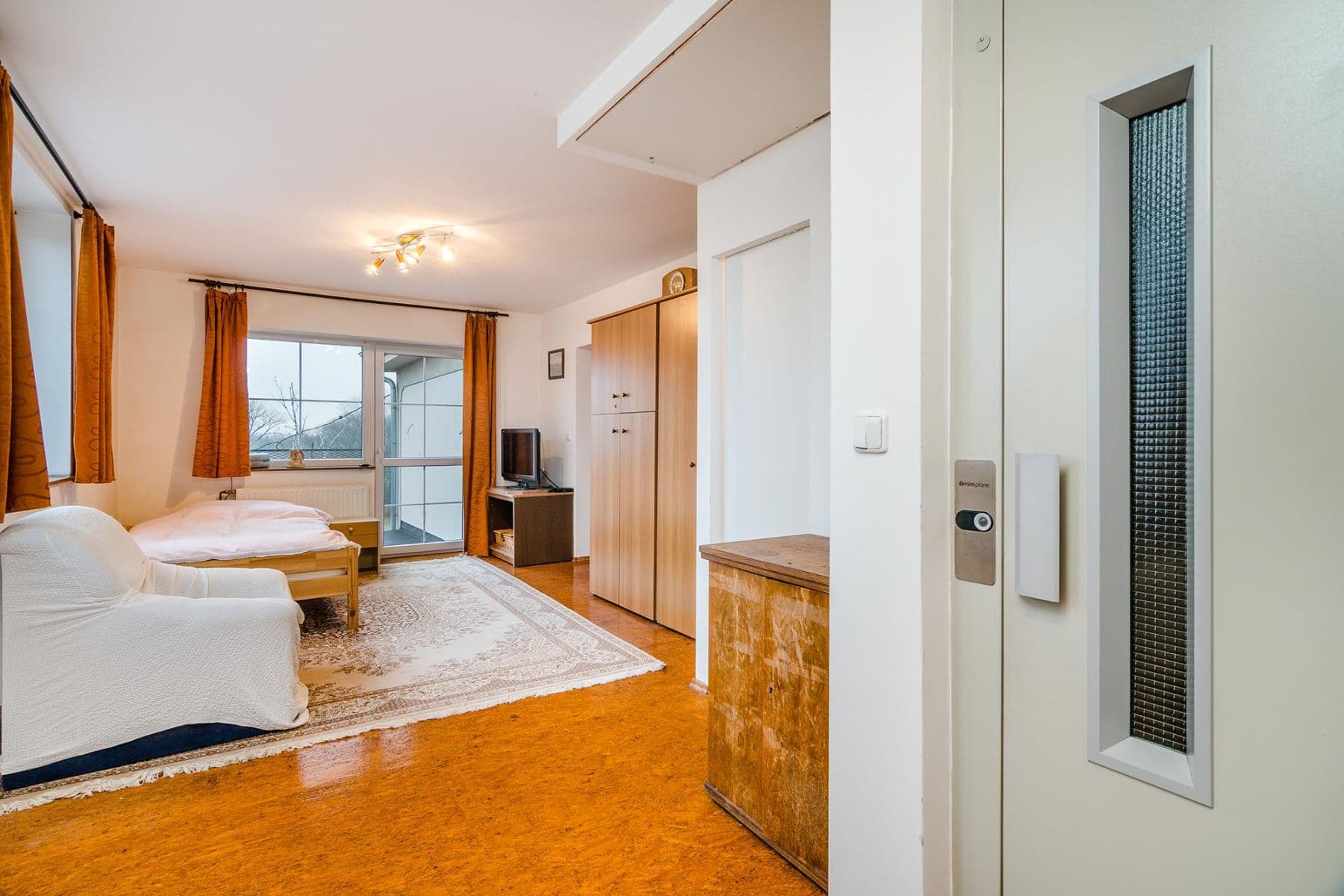 Prenájom bytu 2-izbový 48 m², Netluky, Praha, Praha Prenájom bytu 2-izbový 48 m², Netluky, Praha, Praha