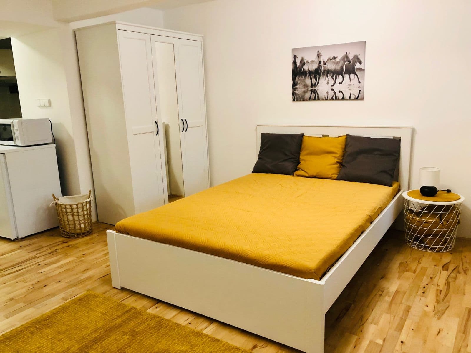 Prenájom bytu 1-izbový 28 m², Kloboučnická, Praha, Praha Prenájom bytu 1-izbový 28 m², Kloboučnická, Praha, Praha