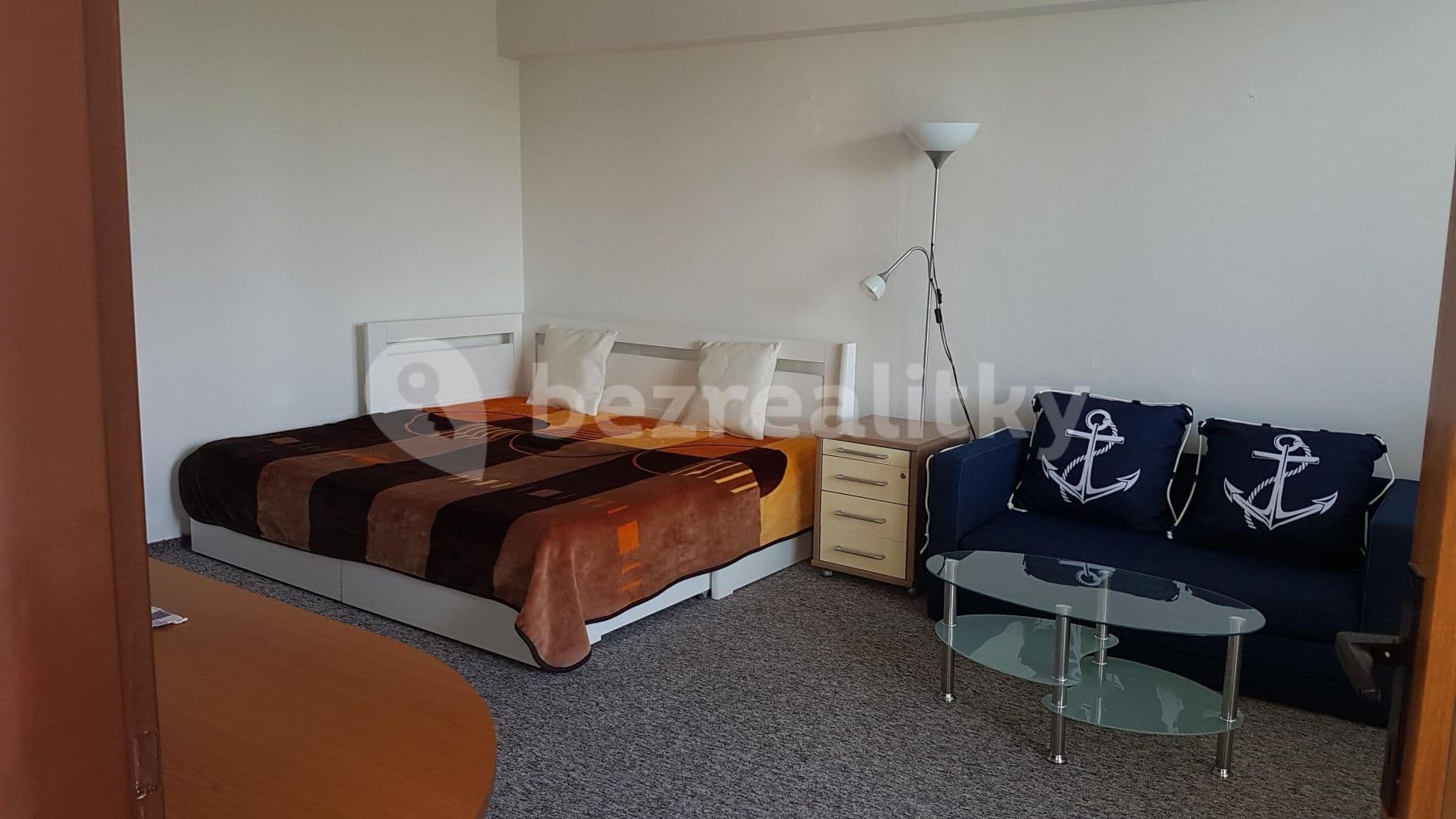 Prenájom bytu 1-izbový 44 m², Jana Palacha, Mladá Boleslav, Středočeský kraj Prenájom bytu 1-izbový 44 m², Jana Palacha, Mladá Boleslav, Středočeský kraj