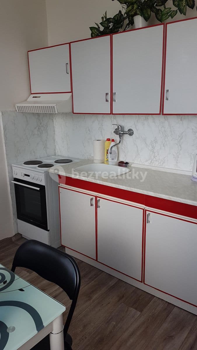 Prenájom bytu 1-izbový 44 m², Jana Palacha, Mladá Boleslav, Středočeský kraj Prenájom bytu 1-izbový 44 m², Jana Palacha, Mladá Boleslav, Středočeský kraj