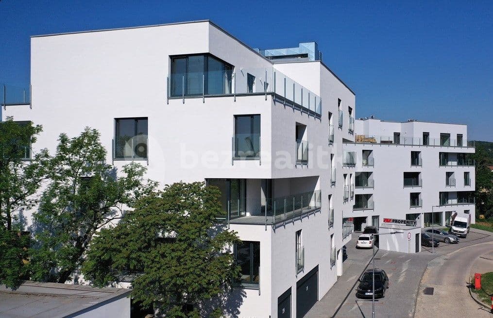 Prenájom bytu 3-izbový 80 m², Vinařská, Brno, Jihomoravský kraj Prenájom bytu 3-izbový 80 m², Vinařská, Brno, Jihomoravský kraj