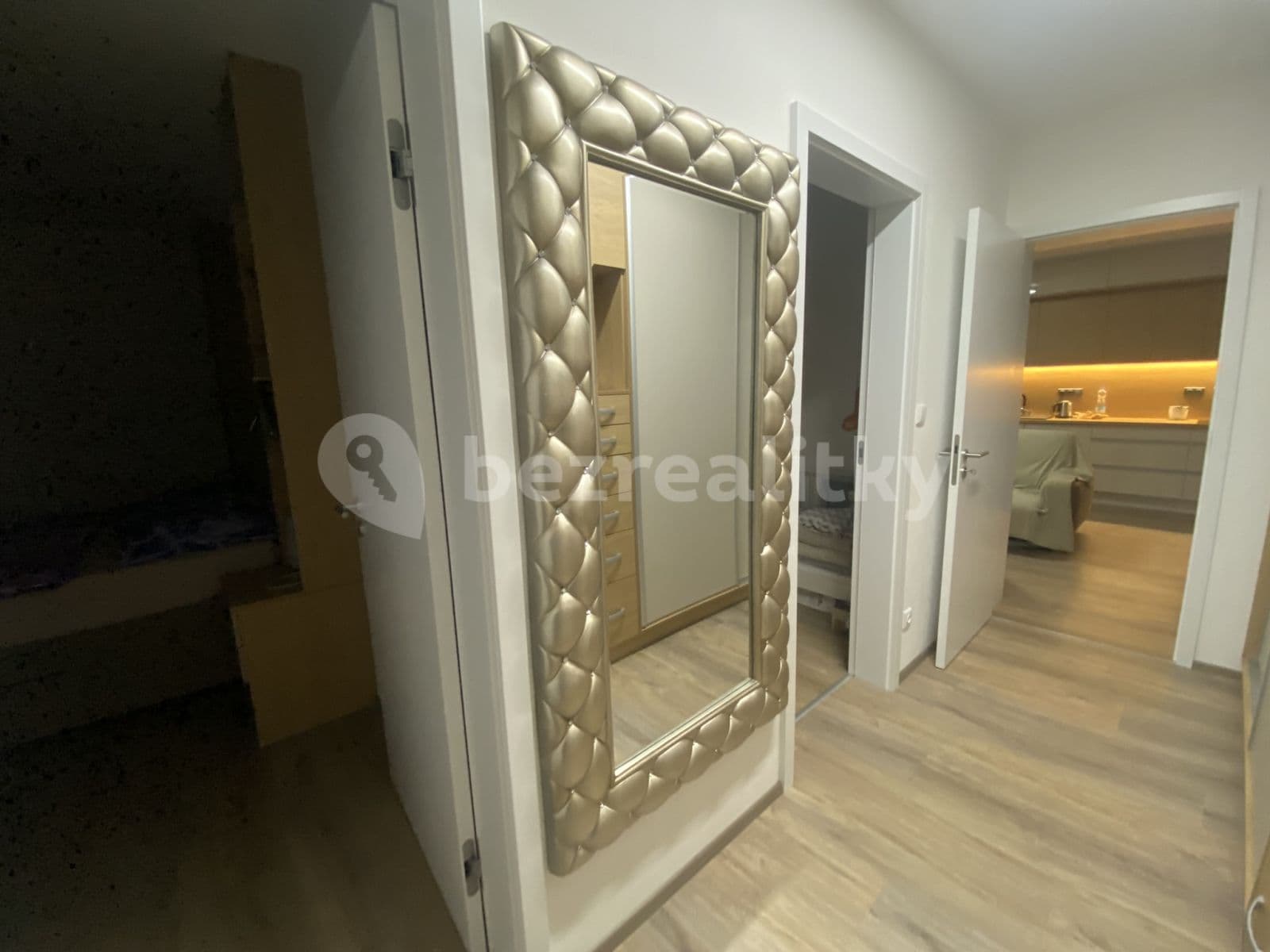 Prenájom bytu 3-izbový 80 m², Vinařská, Brno, Jihomoravský kraj Prenájom bytu 3-izbový 80 m², Vinařská, Brno, Jihomoravský kraj