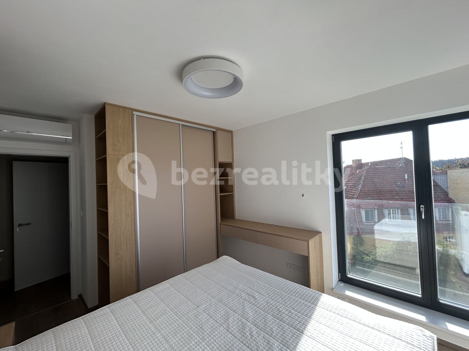 Prenájom bytu 3-izbový 80 m², Vinařská, Brno, Jihomoravský kraj Prenájom bytu 3-izbový 80 m², Vinařská, Brno, Jihomoravský kraj