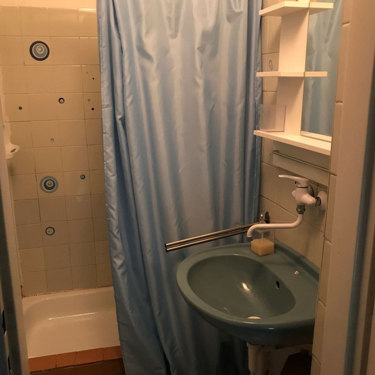 Prenájom bytu 1-izbový 18 m², Čelakovského, Brno, Jihomoravský kraj Prenájom bytu 1-izbový 18 m², Čelakovského, Brno, Jihomoravský kraj