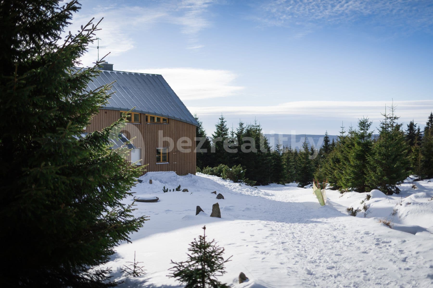 Prenájom bytu 4-izbový 167 m², Špindlerův Mlýn, Královéhradecký kraj Prenájom bytu 4-izbový 167 m², Špindlerův Mlýn, Královéhradecký kraj