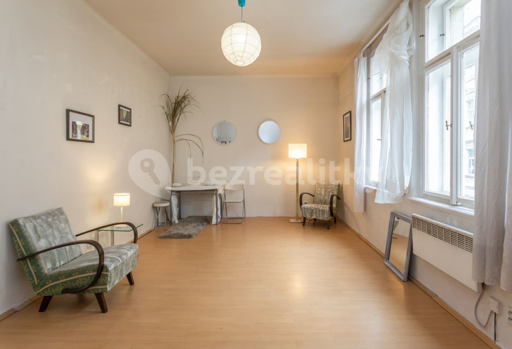 Prenájom bytu 3-izbový 90 m², Krásova, Praha, Praha Prenájom bytu 3-izbový 90 m², Krásova, Praha, Praha