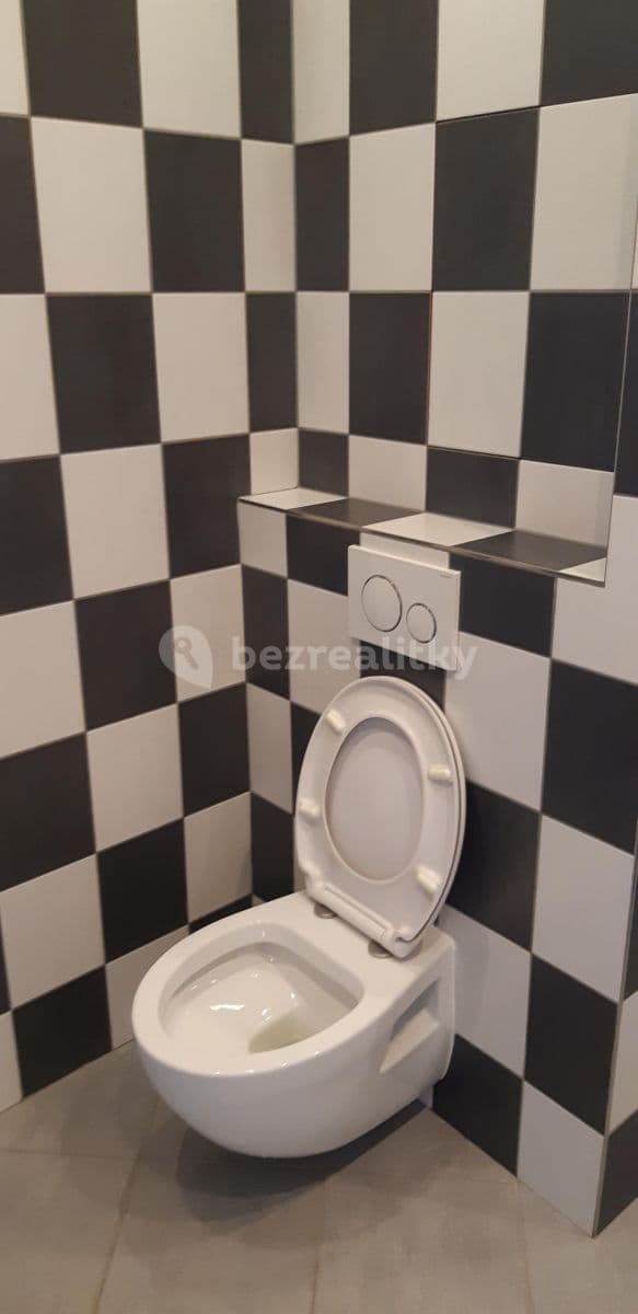 Prenájom bytu 2-izbový 70 m², Želivecká, Praha, Praha Prenájom bytu 2-izbový 70 m², Želivecká, Praha, Praha