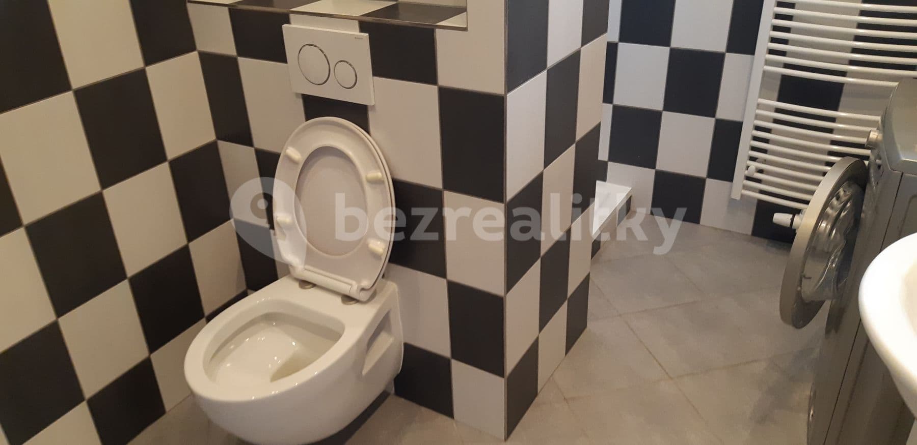 Prenájom bytu 2-izbový 70 m², Želivecká, Praha, Praha Prenájom bytu 2-izbový 70 m², Želivecká, Praha, Praha