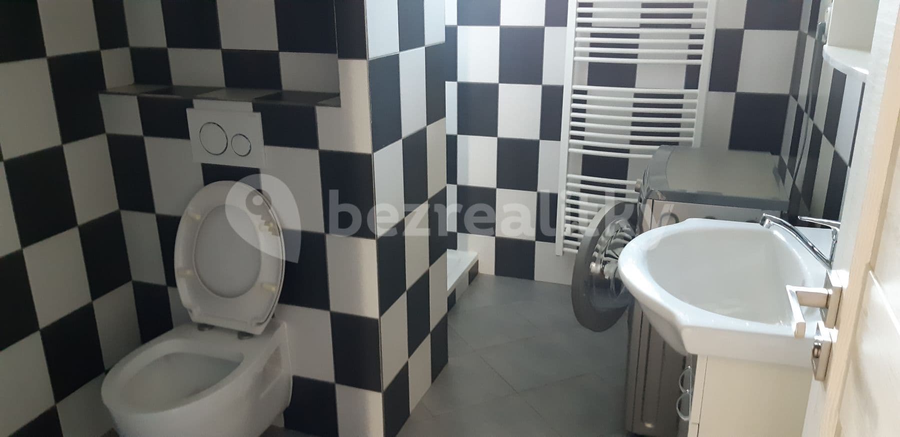 Prenájom bytu 2-izbový 70 m², Želivecká, Praha, Praha Prenájom bytu 2-izbový 70 m², Želivecká, Praha, Praha