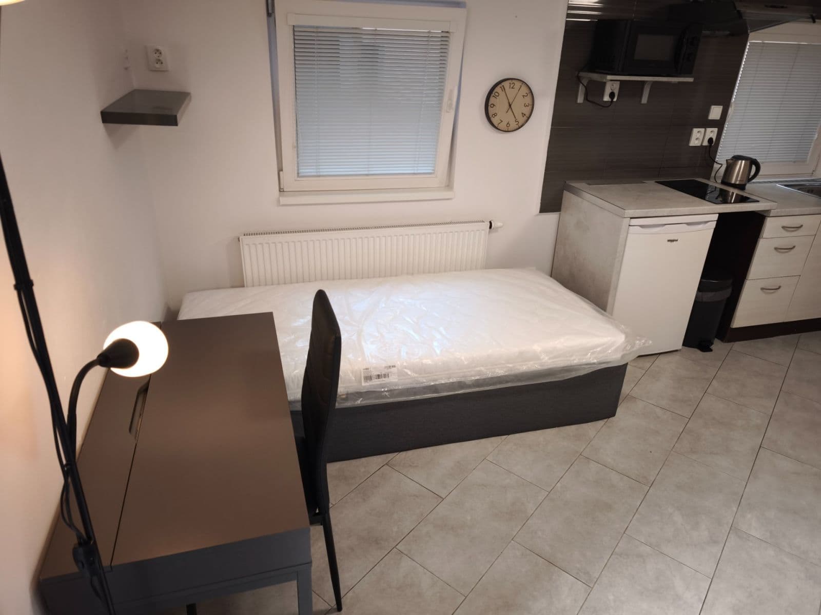 Prenájom bytu Garsoniéra 18 m², Velvarská, Horoměřice, Středočeský kraj Prenájom bytu Garsoniéra 18 m², Velvarská, Horoměřice, Středočeský kraj