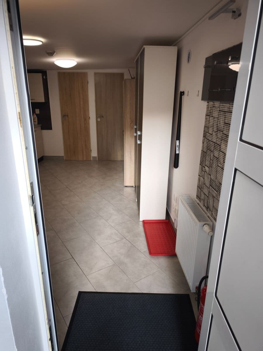 Prenájom bytu Garsoniéra 18 m², Velvarská, Horoměřice, Středočeský kraj Prenájom bytu Garsoniéra 18 m², Velvarská, Horoměřice, Středočeský kraj
