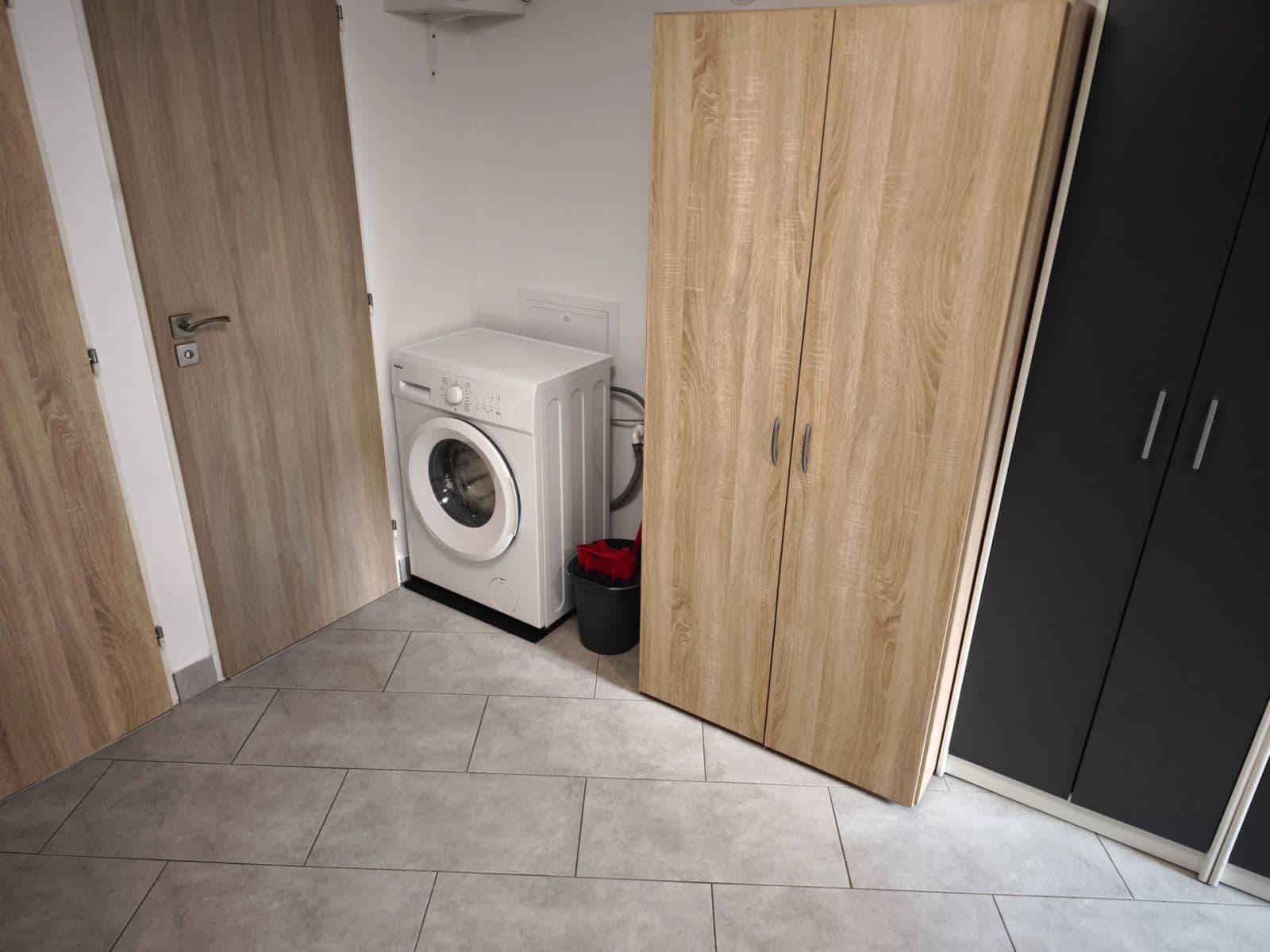 Prenájom bytu Garsoniéra 18 m², Velvarská, Horoměřice, Středočeský kraj Prenájom bytu Garsoniéra 18 m², Velvarská, Horoměřice, Středočeský kraj