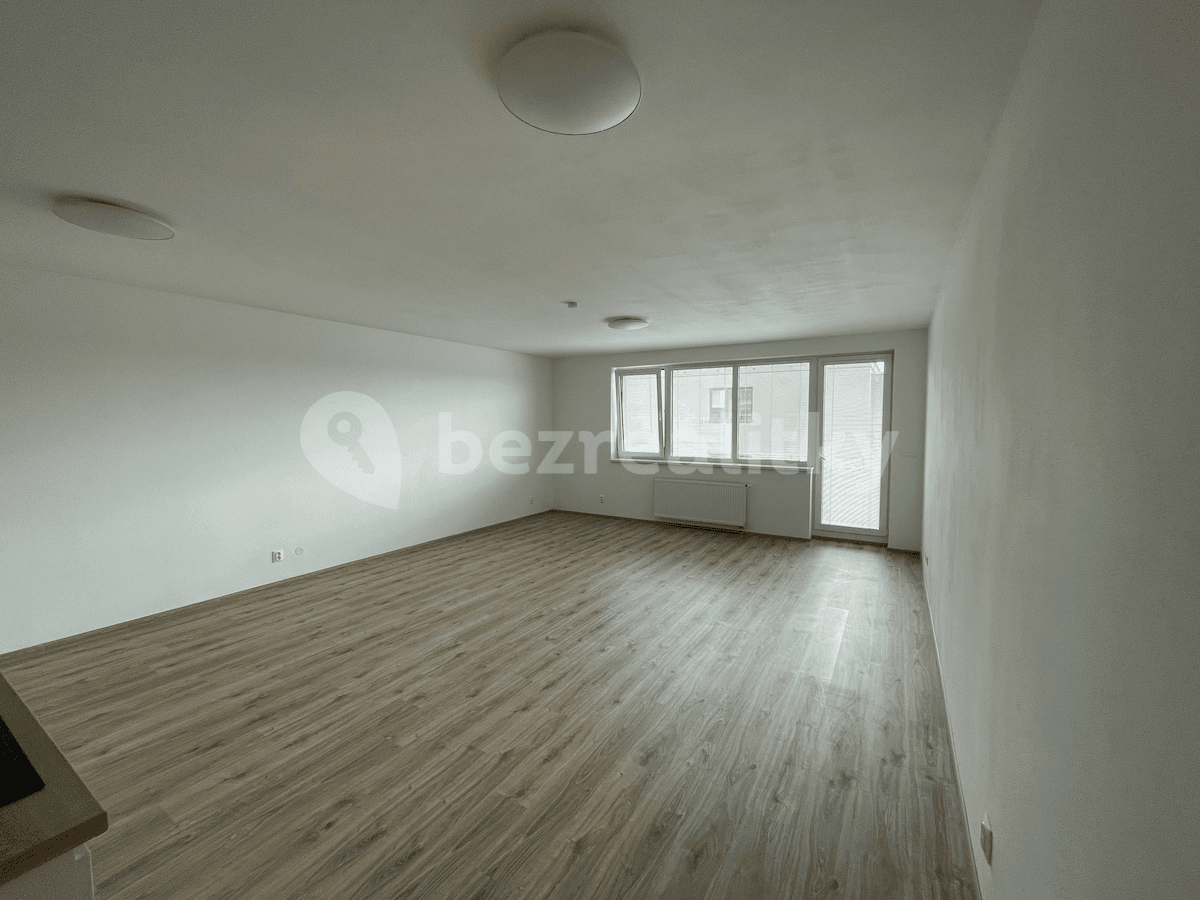 Prenájom bytu 1-izbový 57 m², Zlatá Hora, Slavkov u Brna, Jihomoravský kraj Prenájom bytu 1-izbový 57 m², Zlatá Hora, Slavkov u Brna, Jihomoravský kraj