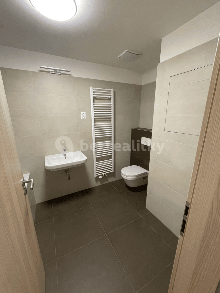 Prenájom bytu 1-izbový 57 m², Zlatá Hora, Slavkov u Brna, Jihomoravský kraj Prenájom bytu 1-izbový 57 m², Zlatá Hora, Slavkov u Brna, Jihomoravský kraj