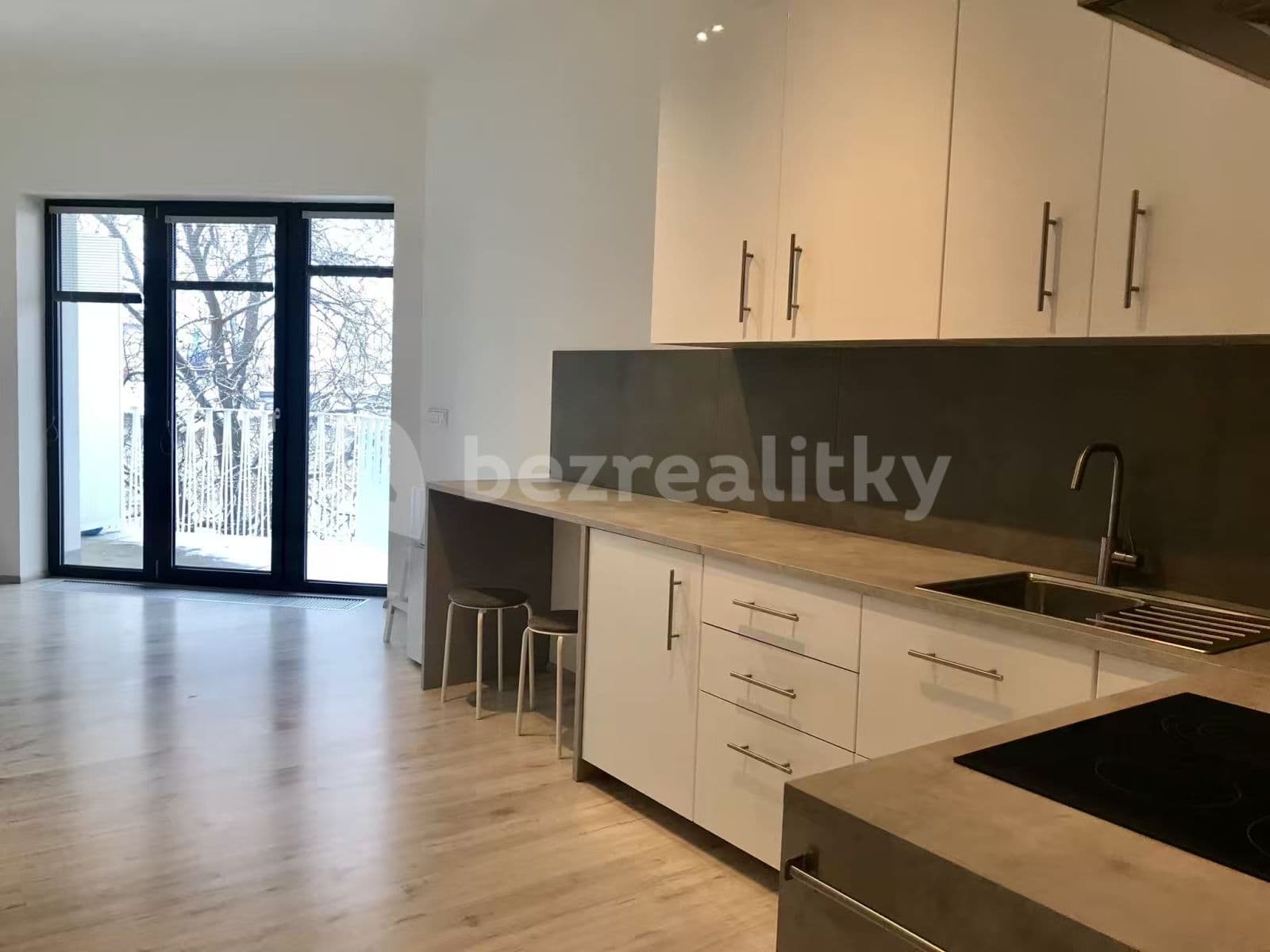 Prenájom bytu 2-izbový 55 m², Mlýnská, Brno, Jihomoravský kraj Prenájom bytu 2-izbový 55 m², Mlýnská, Brno, Jihomoravský kraj