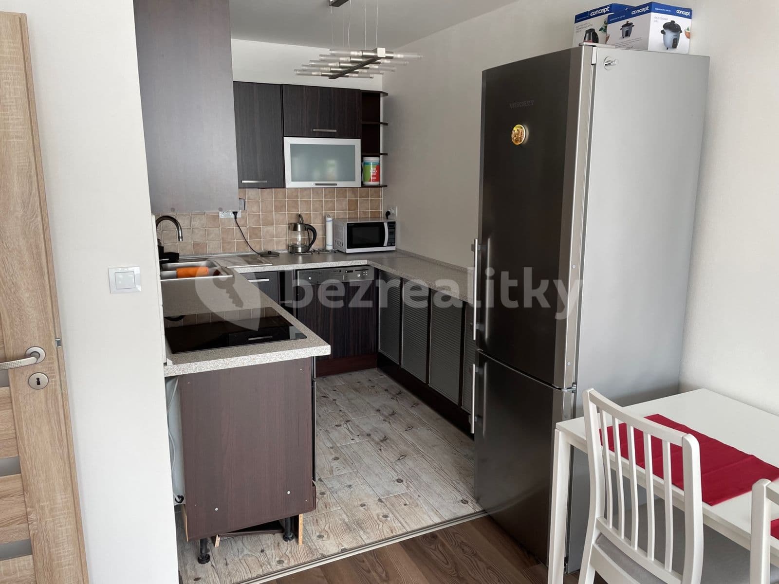 Prenájom bytu 2-izbový 46 m², Praha, Praha Prenájom bytu 2-izbový 46 m², Praha, Praha