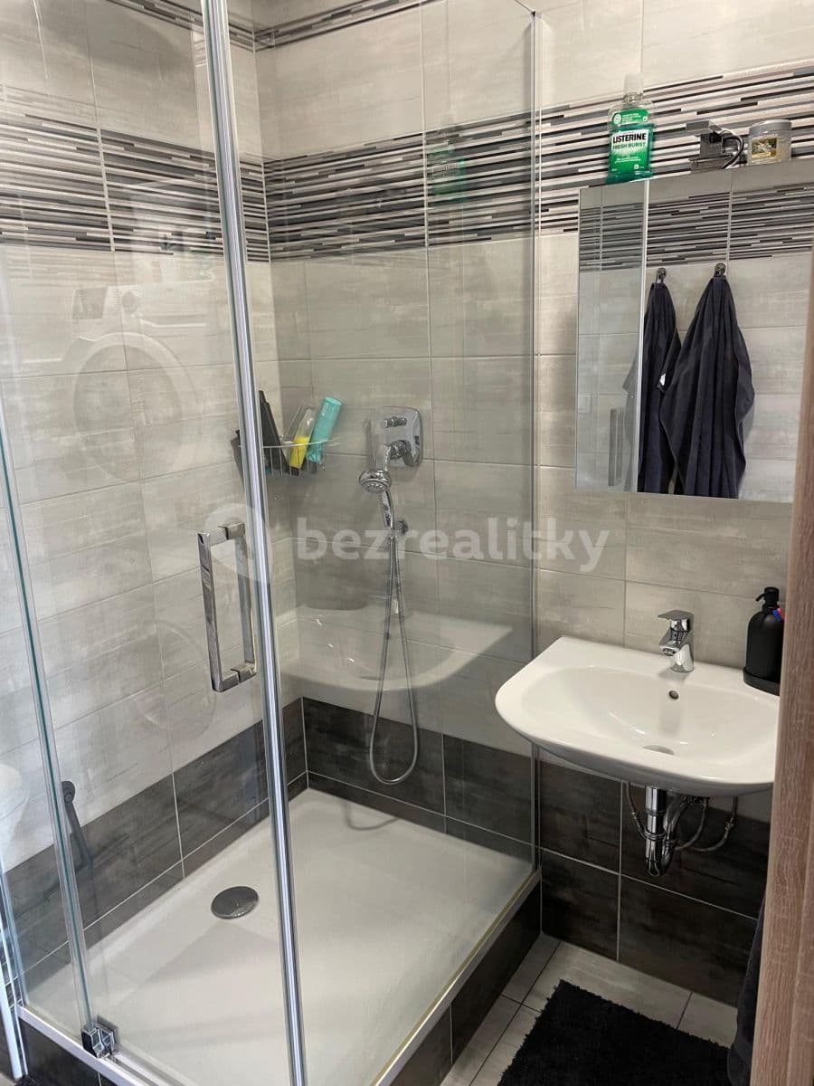 Prenájom bytu 2-izbový 46 m², Praha, Praha Prenájom bytu 2-izbový 46 m², Praha, Praha